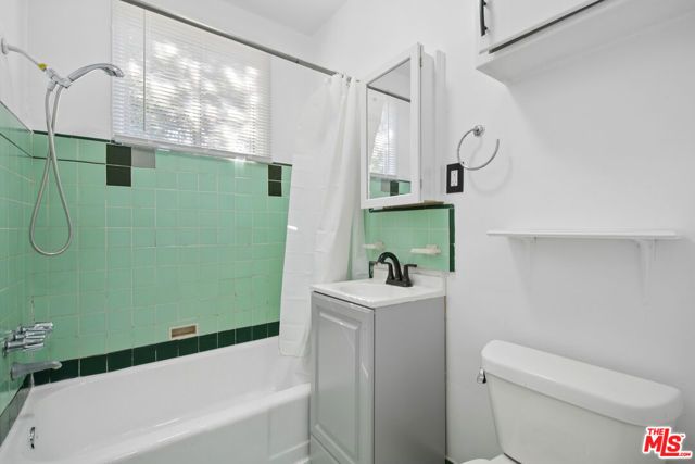 4010 Los Feliz Boulevard 16, Los Angeles, CA 90027
