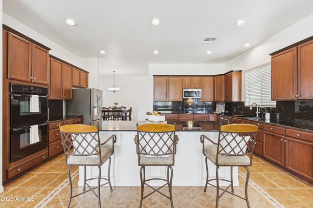 4615 E CARRIAGE Court, Gilbert, AZ 85297
