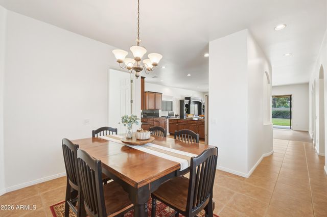4615 E CARRIAGE Court, Gilbert, AZ 85297