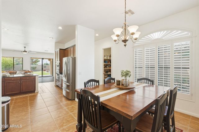 4615 E CARRIAGE Court, Gilbert, AZ 85297