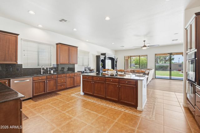 4615 E CARRIAGE Court, Gilbert, AZ 85297