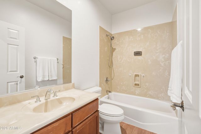 4615 E CARRIAGE Court, Gilbert, AZ 85297