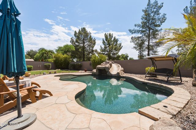 4615 E CARRIAGE Court, Gilbert, AZ 85297