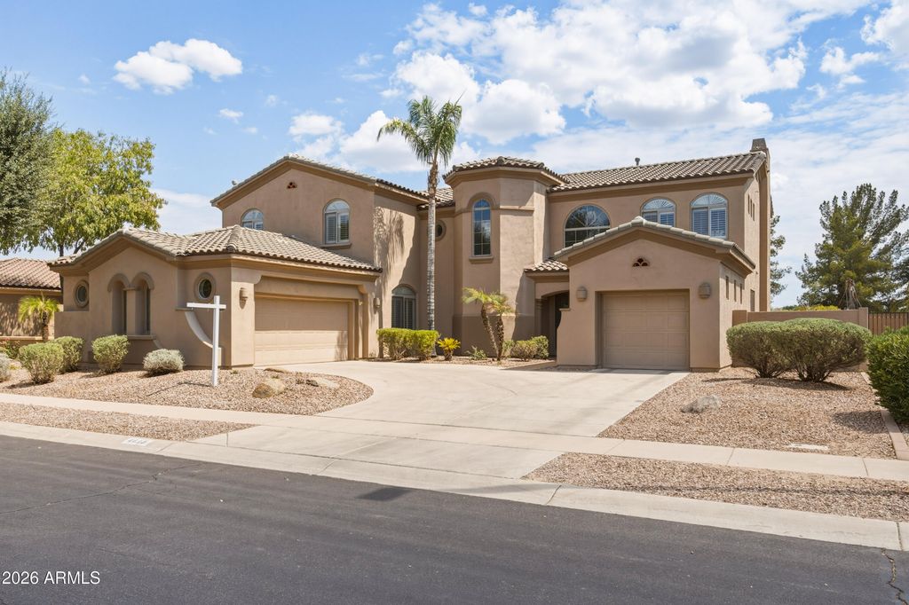 4615 E CARRIAGE Court, Gilbert, AZ 85297