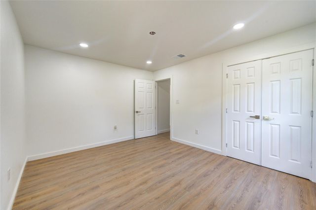 6725 Madrid Street, Houston, TX 77021