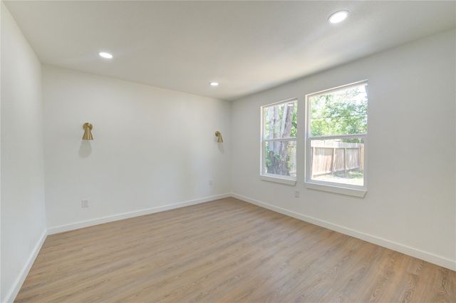 6725 Madrid Street, Houston, TX 77021