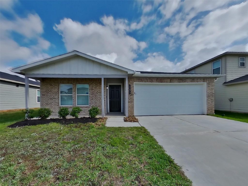 15673 Briar Forest Drive, Conroe, TX 77306
