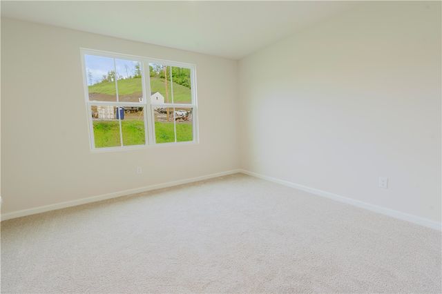 159 White Oak Drive B, Evans City Boro, PA 16033