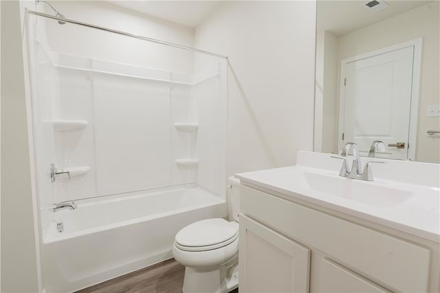 159 White Oak Drive B, Evans City Boro, PA 16033