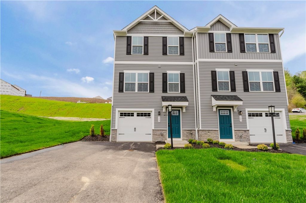 159 White Oak Drive B, Evans City Boro, PA 16033