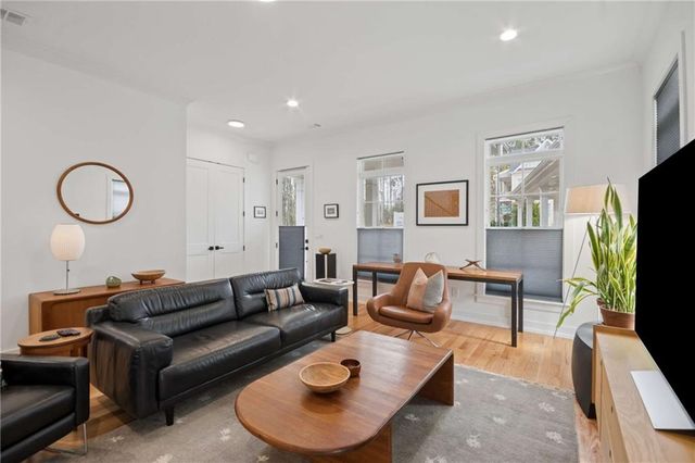 1105 Adam Circle, Roswell, GA 30076