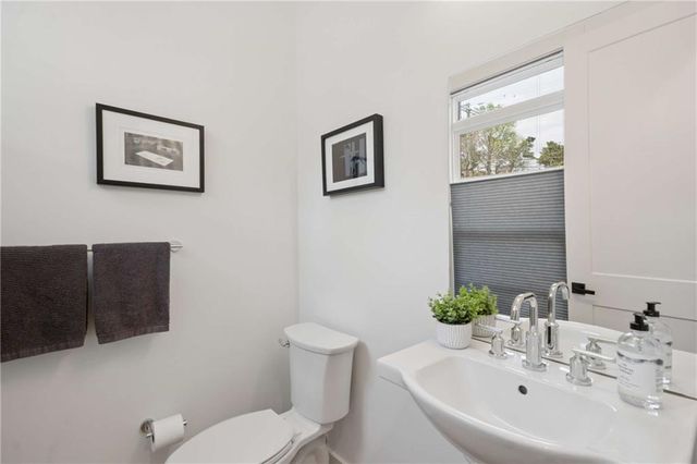 1105 Adam Circle, Roswell, GA 30076