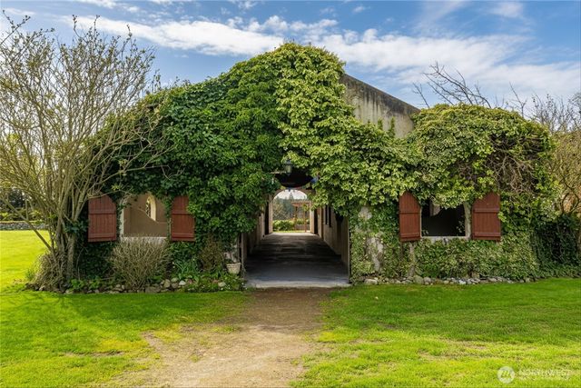 2030 Zylstra Road, Oak Harbor, WA 98277