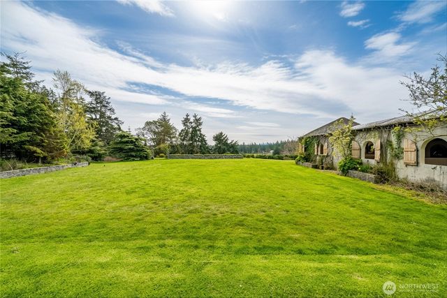 2030 Zylstra Road, Oak Harbor, WA 98277