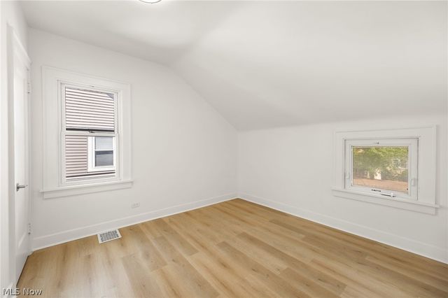 3289 Silsby Road, Cleveland Heights, OH 44118