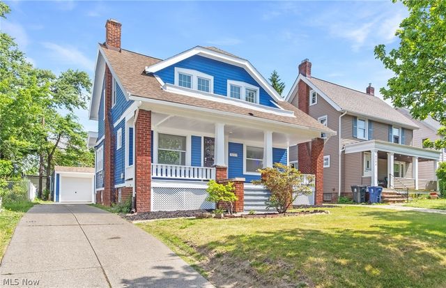 3289 Silsby Road, Cleveland Heights, OH 44118