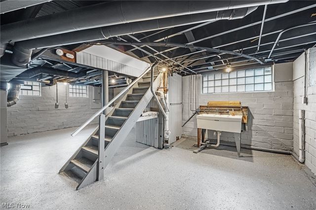 3289 Silsby Road, Cleveland Heights, OH 44118