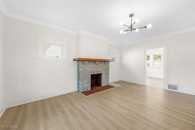3289 Silsby Road, Cleveland Heights, OH 44118