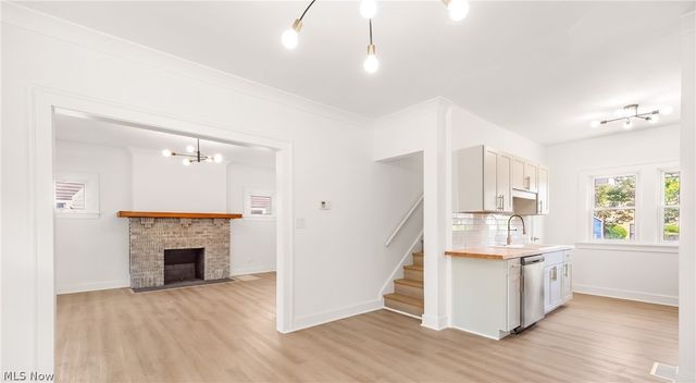 3289 Silsby Road, Cleveland Heights, OH 44118