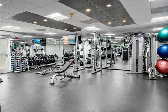 2645 S Bayshore Dr 601, Miami, FL 33133