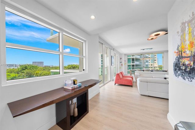 2645 S Bayshore Dr 601, Miami, FL 33133