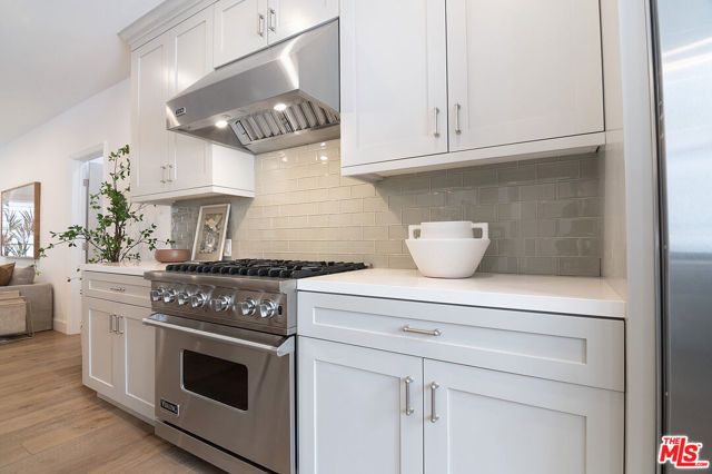 921 S Sierra Bonita Avenue, Los Angeles, CA 90036