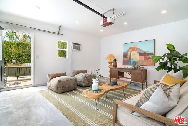 921 S Sierra Bonita Avenue, Los Angeles, CA 90036