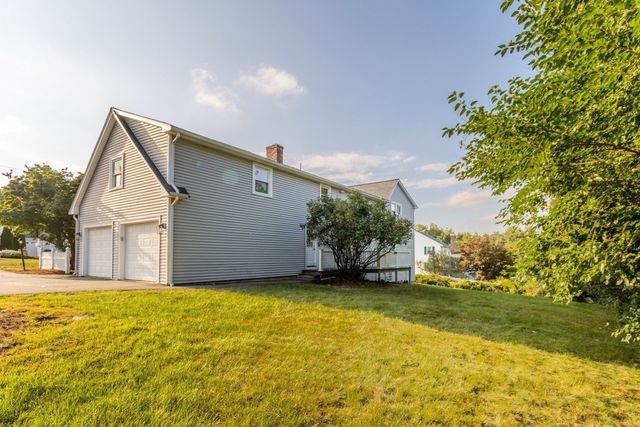 2 Mccarthy Dr, Burlington, MA 01803