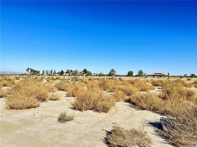 11975 Primavera Road, Pinon Hills, CA 92372