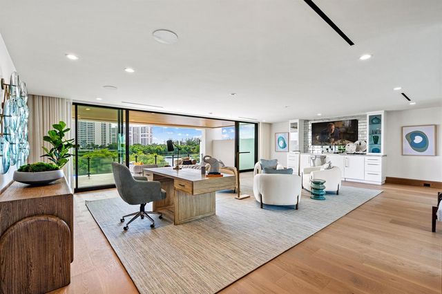 4080 Ibis Point Circle, Boca Raton, FL 33431