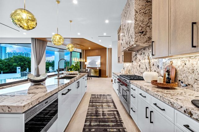 4080 Ibis Point Circle, Boca Raton, FL 33431