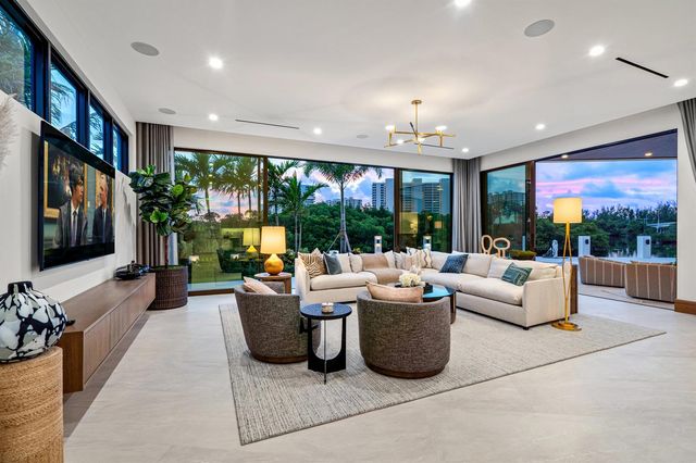 4080 Ibis Point Circle, Boca Raton, FL 33431