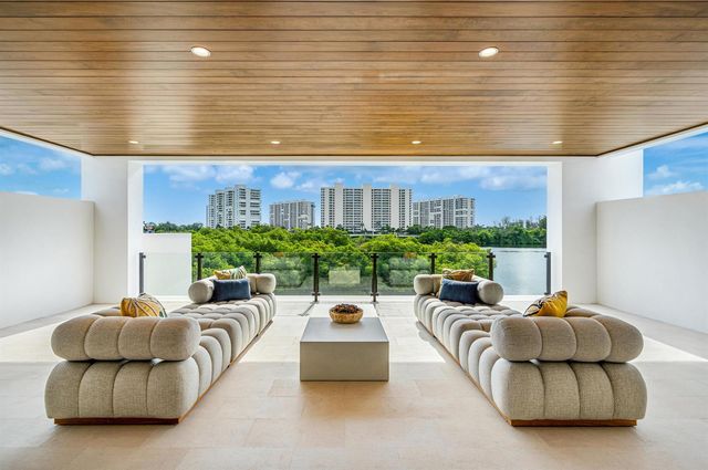 4080 Ibis Point Circle, Boca Raton, FL 33431