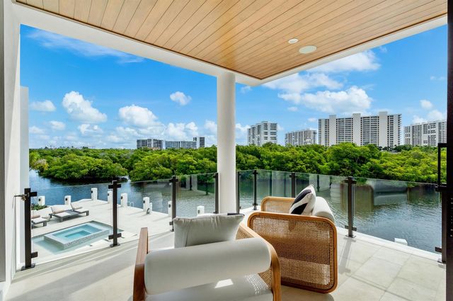 4080 Ibis Point Circle, Boca Raton, FL 33431