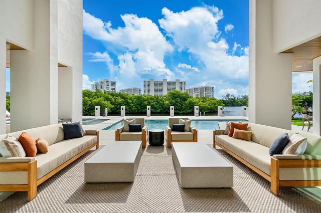 4080 Ibis Point Circle, Boca Raton, FL 33431