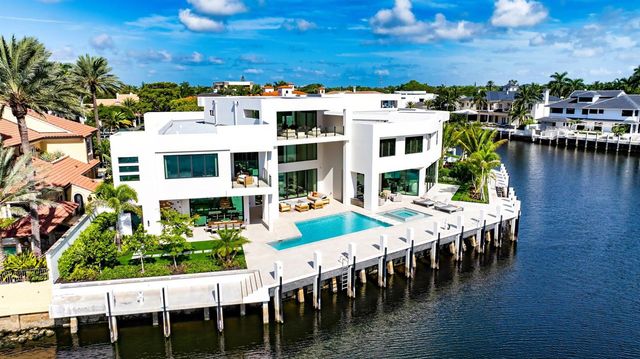 4080 Ibis Point Circle, Boca Raton, FL 33431