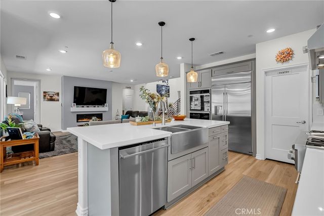 2760 Chad Zeller Lane, Corona, CA 92882