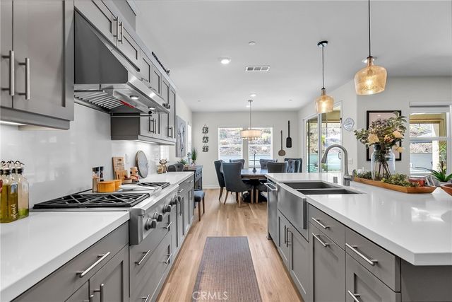 2760 Chad Zeller Lane, Corona, CA 92882