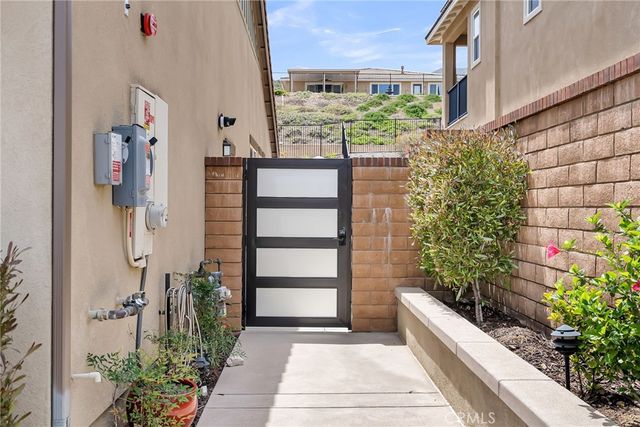 2760 Chad Zeller Lane, Corona, CA 92882