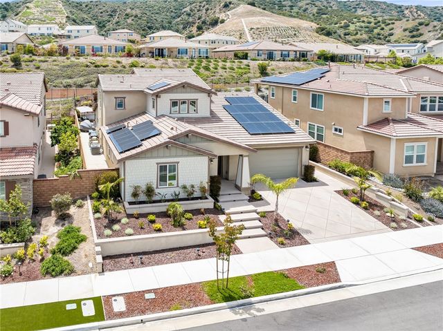 2760 Chad Zeller Lane, Corona, CA 92882