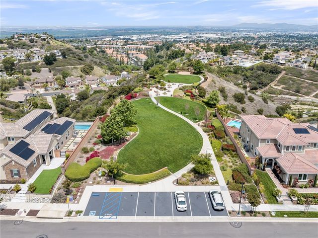 2760 Chad Zeller Lane, Corona, CA 92882