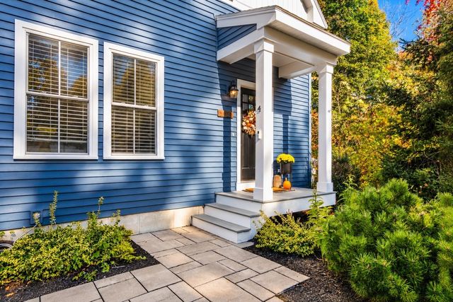 4 O'reilly Lane, Foxboro, MA 02035