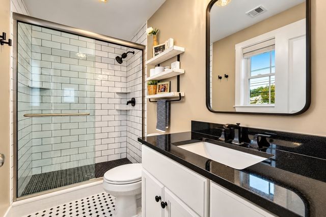 4 O'reilly Lane, Foxboro, MA 02035