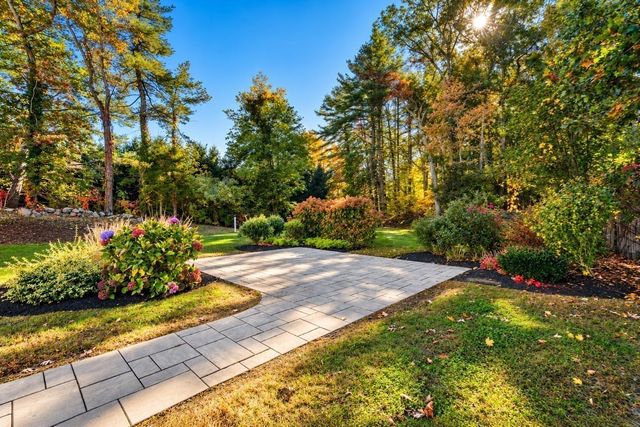 4 O'reilly Lane, Foxboro, MA 02035