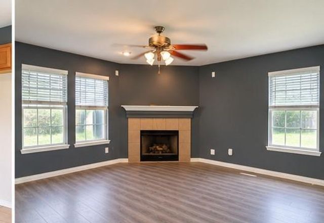 132 Bright Brook Lane, Dickinson, TX 77539