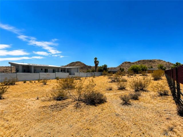 4837 Avenida Del Sol, Joshua Tree, CA 92252
