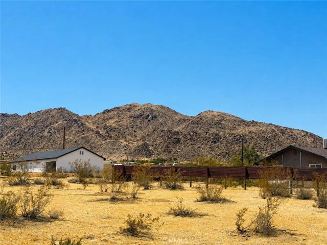 4837 Avenida Del Sol, Joshua Tree, CA 92252