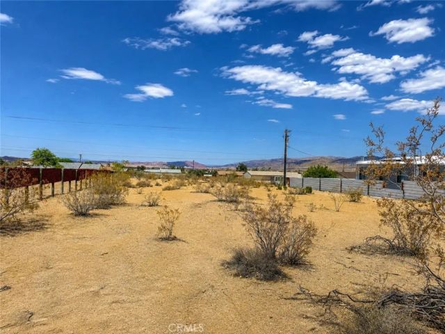 4837 Avenida Del Sol, Joshua Tree, CA 92252