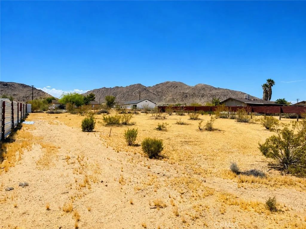 4837 Avenida Del Sol, Joshua Tree, CA 92252