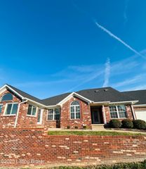 105-A Legacy Ct, Elizabethtown, KY 42701